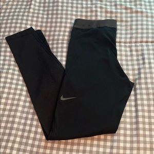 Nike Pro leggings